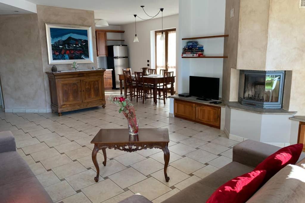Cozy House On Iseo Lake Fonteno Luaran gambar